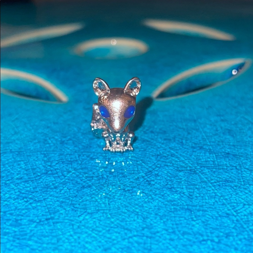 Pandora sapphire fox charm